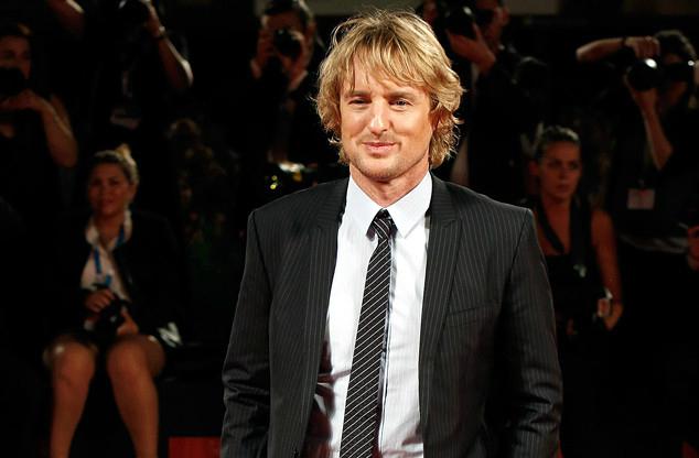 enews's tweet photo. Owen Wilson opens up about his father's Alzheimer's: "You've got no choice but to accept it." http://t.co/jQDNeZsLGo http://t.co/eXWRXWOgAI