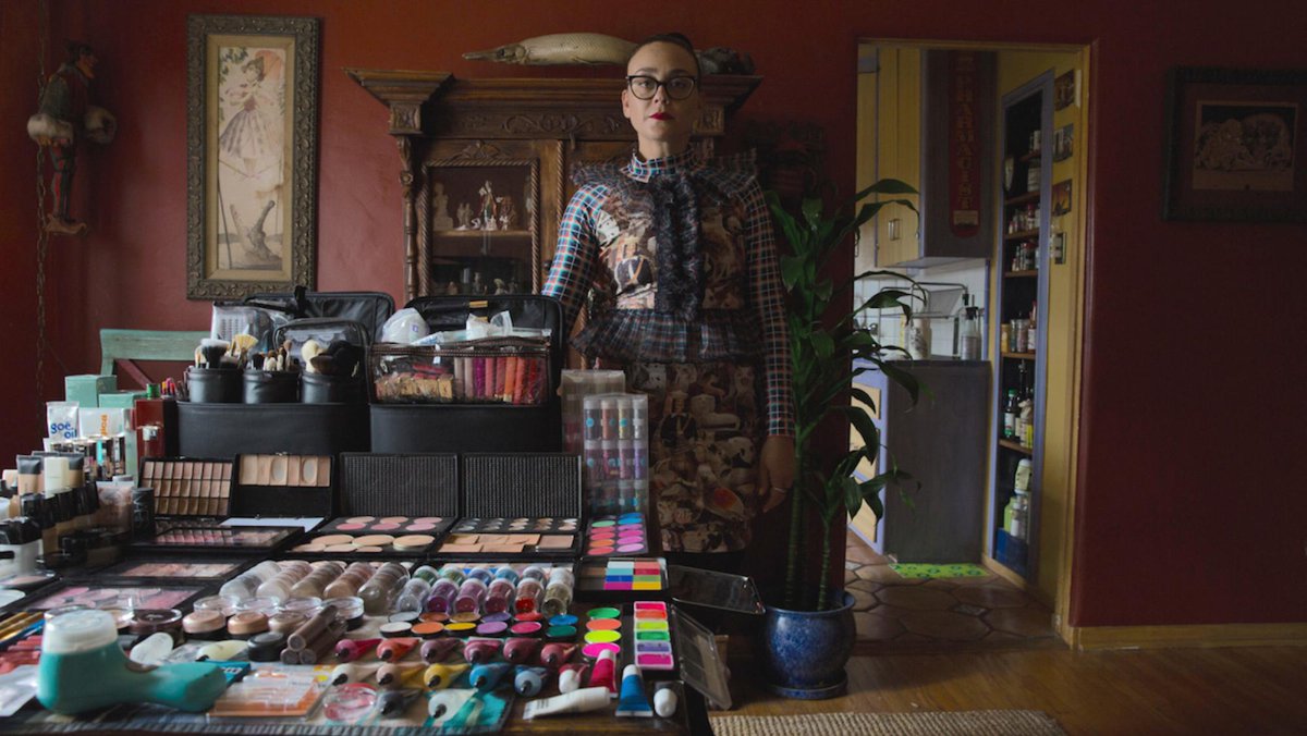i_D's tweet photo. My Kit: makeup artist Natasha Severino offers insider tips from her new home in LA: http://t.co/IjnqqRUuaM http://t.co/l9cCrv1tyS