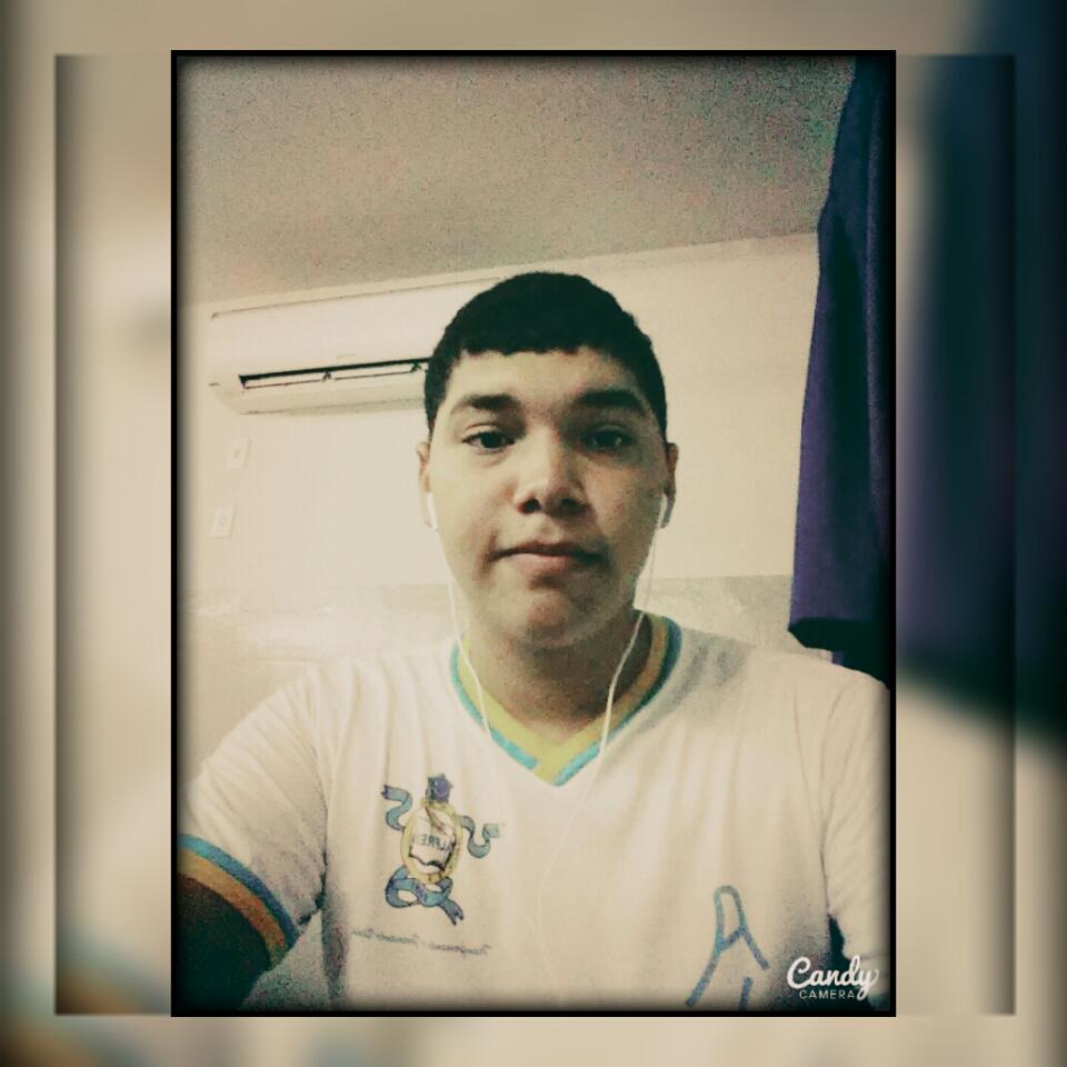 carlosfalanke's tweet photo. #Escoola u.u http://t.co/wRRFv9b15B