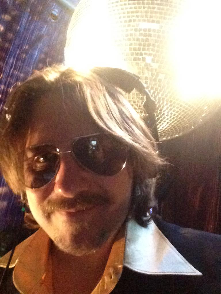 Sunday Funday going down @VictoriasTavern baby! Get down here.