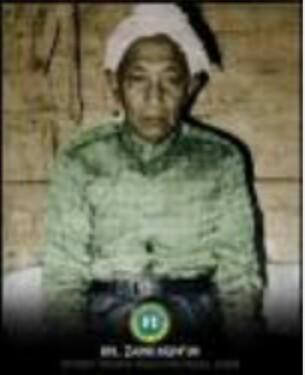 KataKiai's tweet photo. Orang yg hidup di Indonesia kemudian tidak melakukan perjuangan, dia telah berbuat maksiat (KH Zaini Mun`im, Paiton) http://t.co/dvwRMRhWw4