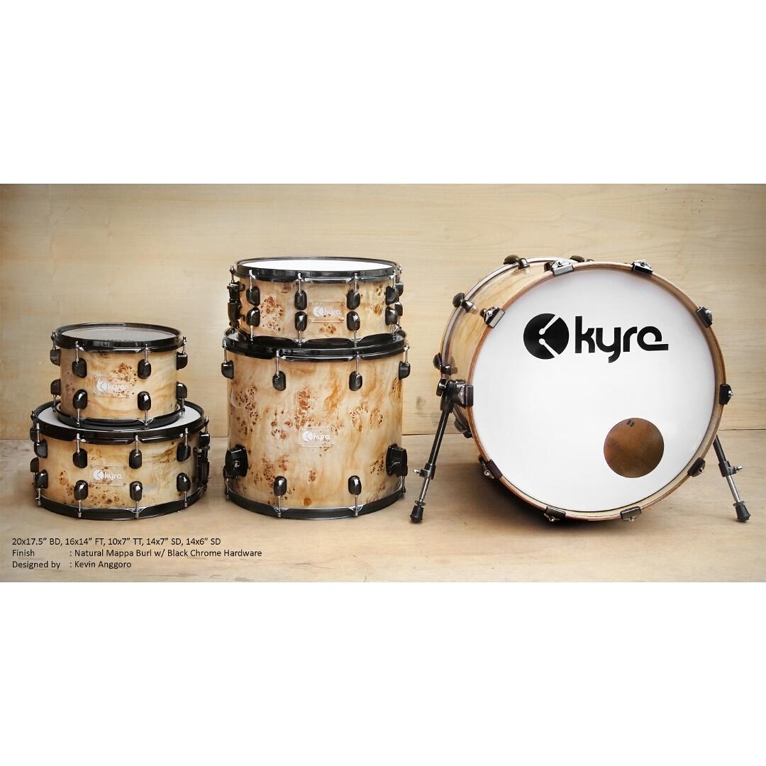 kyredrums's tweet photo. Natural Mappa Burl never fails to catch my attention. Just finished this beautiful kit for @kevinanggoroa http://t.co/qspKgKvz04