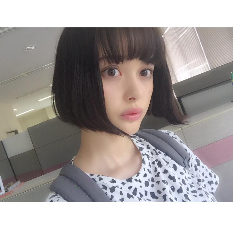 tina_tamashiro's tweet photo. 映像のお仕事、、すごく
緊張するし不安だ http://t.co/awROQfTxY8