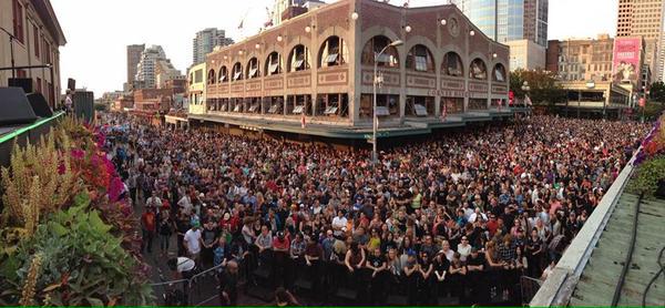 Uh! <a href="/MikeMcCreadyPJ/">Mike McCready</a> , Mark Arm, and Barrett.That kinda ruled. <a href="/kexp/">kexp</a>