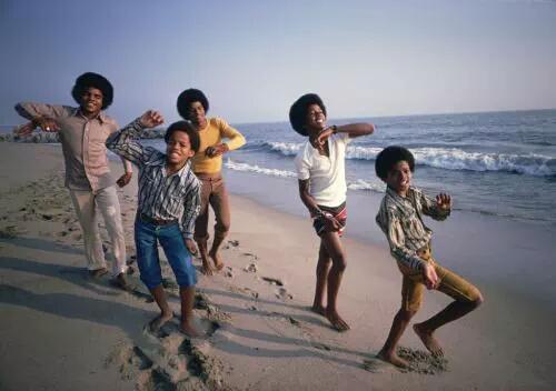 archeik's tweet photo. Yeppp ...Gunaydin, iyi haftalar 😘🌞💐 #jacksons #hapyday #hapyweek http://t.co/SXR1VQLZ0D