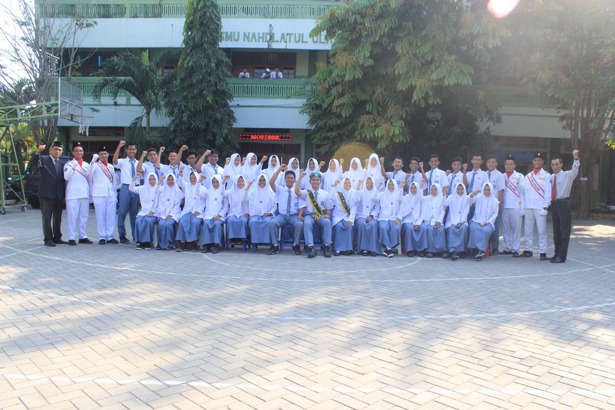 Selamat kepada pengurus <a href="/osis_smanuda/">OSIS SMANU 2 Gresik</a> periode 2015-2016 yang hari ini dilantik
Selamat berkhidmad.