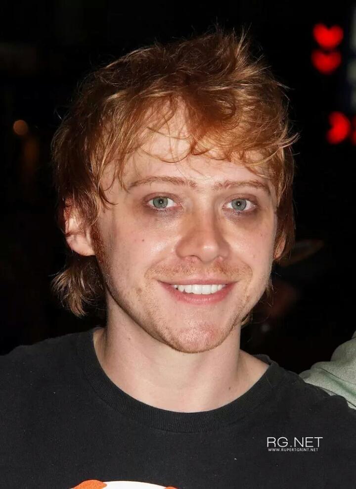 Então hj e o niver do emo gótico noiado das galáxias? Haha Happy Birthday Rupert Grint 