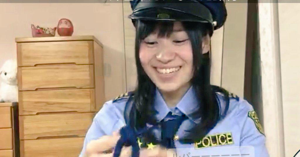 かわいい婦警さん