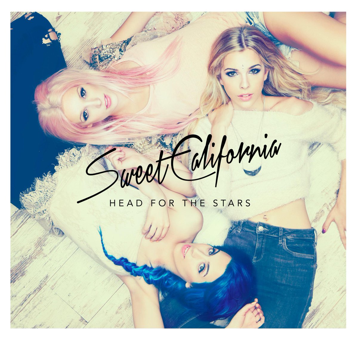 Sweet California >> álbum "Head for the Stars" - Página 7 CNL4ypDWoAETOD2
