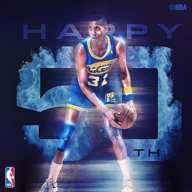 INPacer_Nation's tweet photo. Happy 50th Birthday Reggie Miller! #5⃣0⃣ #NBA @ReggieMillerTNT #reggiemiller #threesfordays #buckets #pacers @Pacers http://t.co/ysdaIOobrF