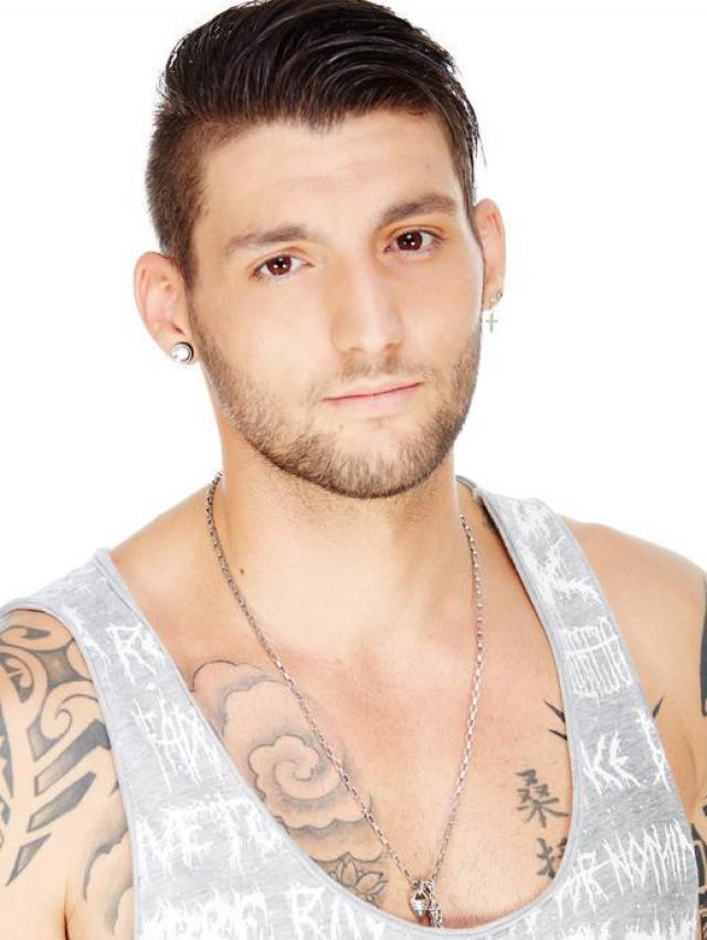 ActusSS8's tweet photo. RT si ta candidate préférée est Tony #SS9 http://t.co/zjb2a3YWjN
