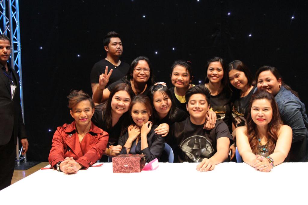 thenax27's tweet photo. Kath and Daniel with some of KBB Dubai members....

#PSYUnangHaIik | PSYUnangHalik http://t.co/eQVYP0oe6T