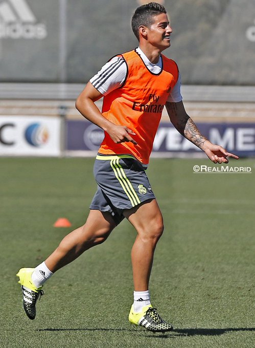 Voir l'image sur Twitter Voir l'image sur Twitter