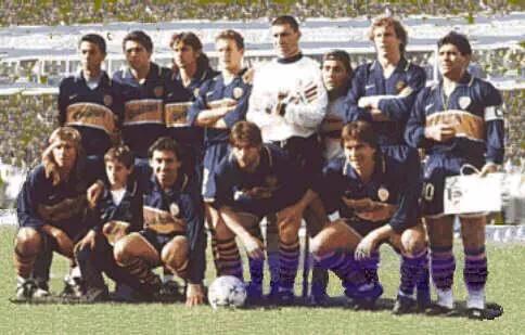 #UnDiaComoHoy en 1997, único partido que Maradona y Román comparten formación de #Boca. Fue 4-2 vs #AAAJ 
<a href="/PelosiJose/">PEPE PELOSI 📼📺📻</a>