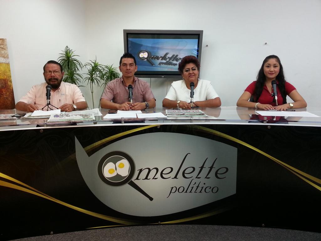 En vivo con la regidora capitalina <a href="/mar_glezz/">Marina GonzálezZihel</a> <a href="/unidadvoceroqr/">Unidad del Vocero</a> <a href="/PeriodicoHoy/">Periódico Hoy</a> <a href="/elperiodicoqroo/">El Periódico</a> <a href="/DiarioRespuesta/">Diario Respuesta</a>