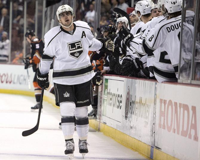 Happy 28th birthday to the one and only Anze Kopitar! Congratulations 