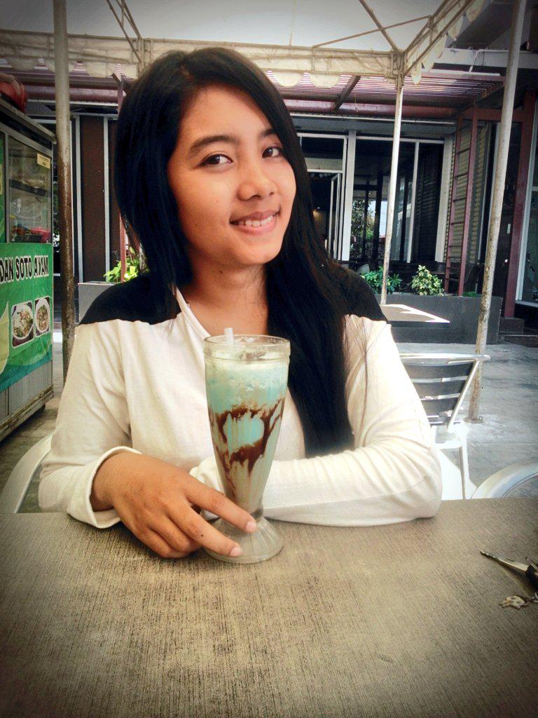 ADSSyta50's tweet photo. http://t.co/Y1924Ko4u4