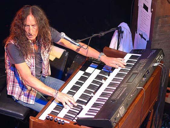 Happy birthday, dear Magician!
Happy birthday Ken Hensley! 