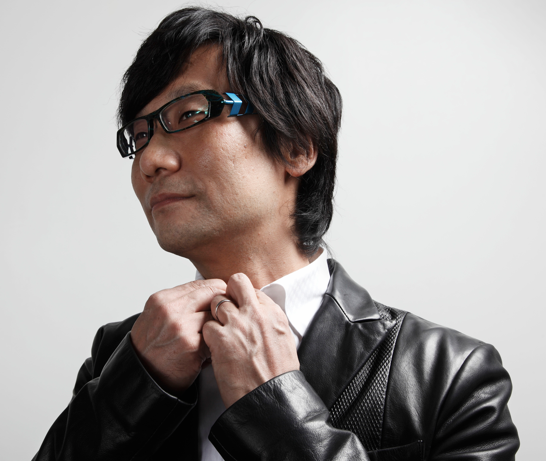 Join us in wishing Kojima a Happy 52nd Birthday! Sign his digital birthday card! 