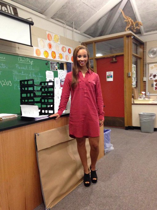 First day of school  lol. Love my wrinkled dress http://t.co/JvObrBEOjW<a href="/tag/afterdark"class="tags"><span>#afterdark</span></a>