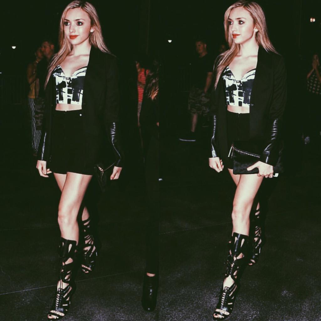 PeytonList's tweet photo. My getup from the other night http://t.co/0MWL2VHgEf
