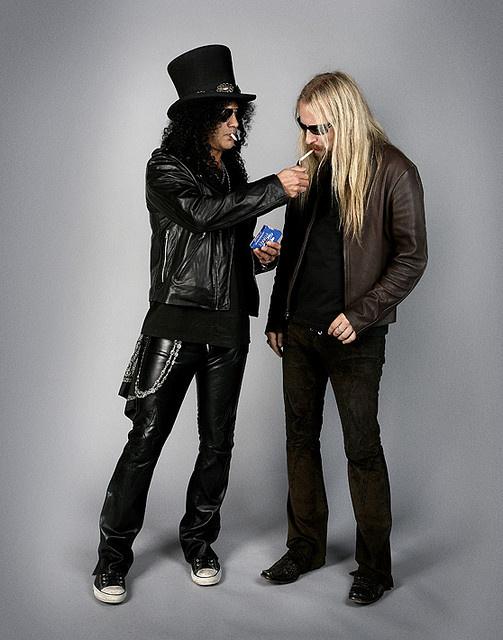 lutalo78's tweet photo. Slash &amp; Jerry Cantrell http://t.co/MLIhGmpbMY