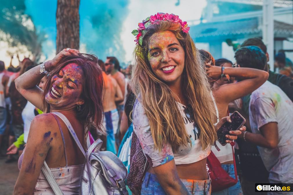 No te pierdas las fotos de la #Holi Experience en @LivPunta ¿quieres ver más fotos? bit.ly/1PuItYC