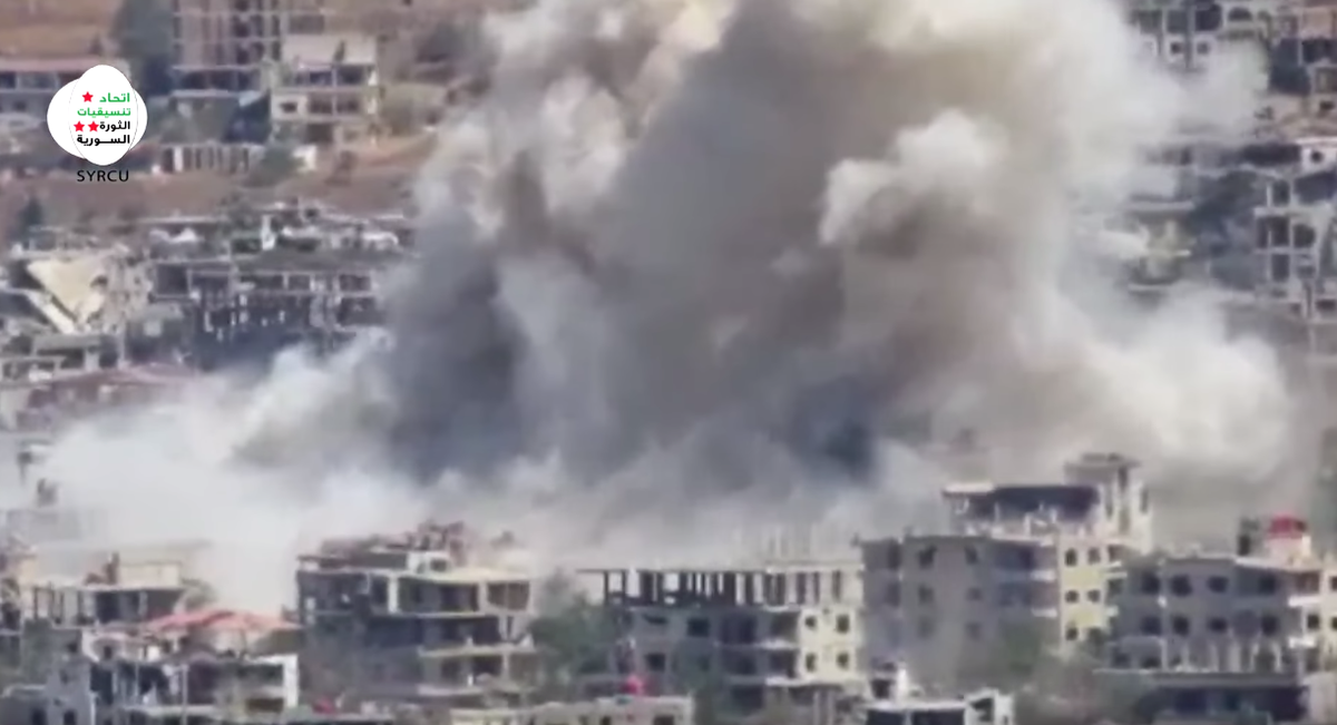 JulianRoepcke's tweet photo. #Footage
#Assad's terrorism in #Zabadani today.
https://t.co/6KihpOA5sV
#Syria #NFZ_NOW http://t.co/iREey9Ffrd
