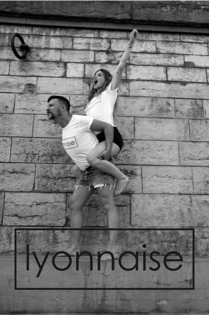 Kiosqueinlyon's tweet photo. "lyonnaise" vient d'ouvrir son shop en ligne sur http://t.co/1mAF6MKdNi 
la page "genèse du projet" vaut le détour! http://t.co/9IU44BVHUO