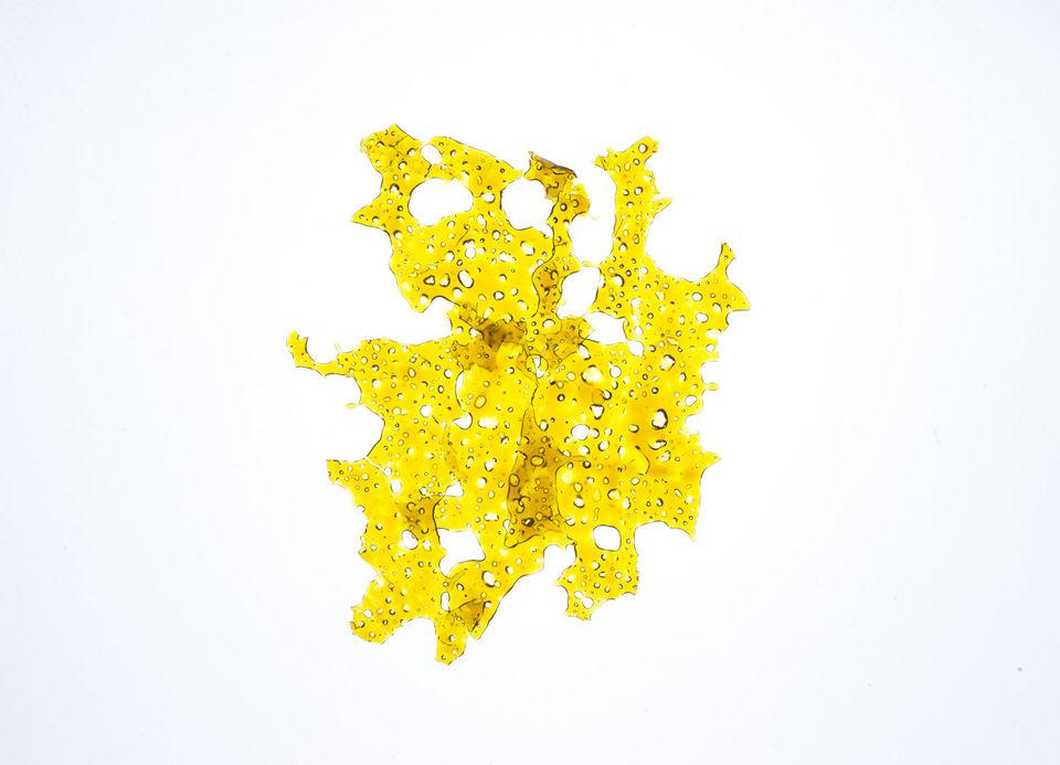 Oregonian's tweet photo. Driven by #Oregon's hash oil market, once-lowly #marijuana "trim" becomes hot commodity. http://t.co/RYAuzwe2Li http://t.co/eEbtDf42VQ