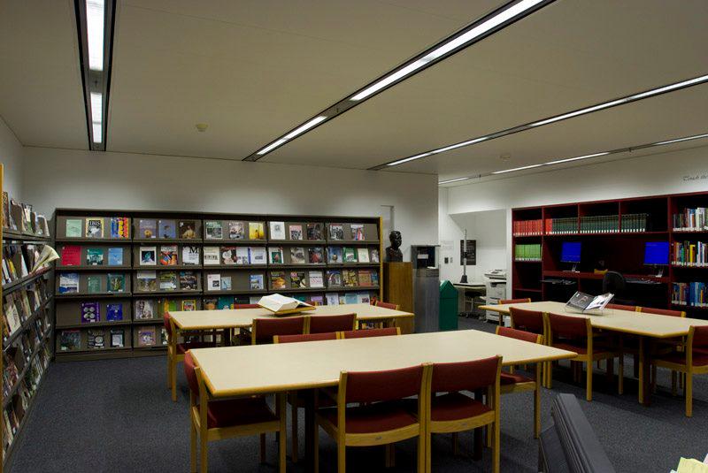 ROMtoronto's tweet image. Come work with us! We&apos;re looking for a #librarytechnician &amp;amp; Far Eastern #Librarian. rom.on.ca/en/node/13976 #musejobs