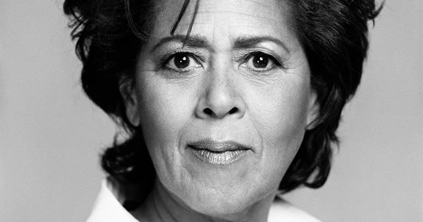 Anna Deavere Smith on developing the discipline of not letting others define you buff.ly/1NuMiQ5