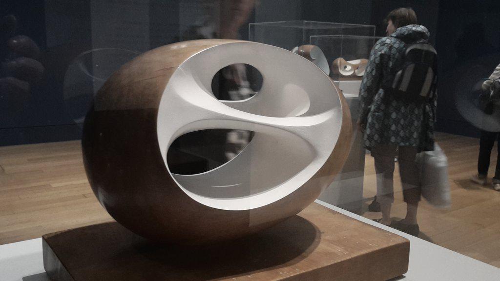 Superb #BarbaraHepworth exhibition @Tate Britain today #britishsculpture #wheresmychisel