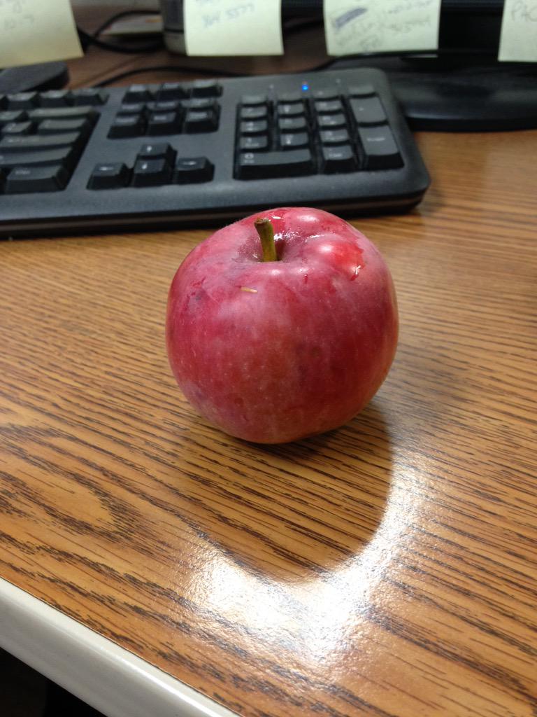 wcax's tweet image. How about those apples! @WCAX_Judy looks at the fall crop coming at 5 &amp;amp; 6 on @wcax