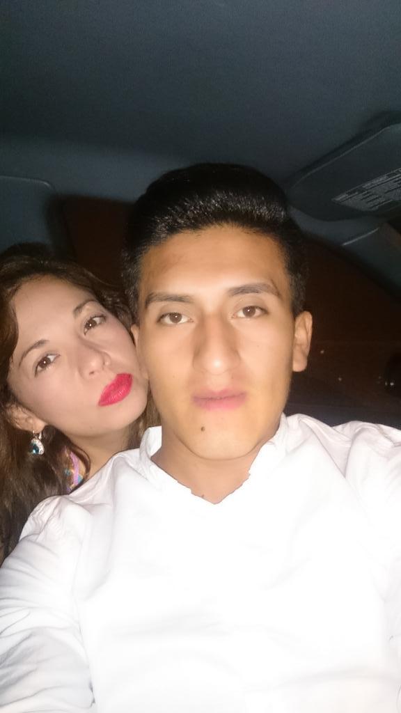 gutibryan's tweet photo. Momentos con la pequeña. http://t.co/39TavLQMUH