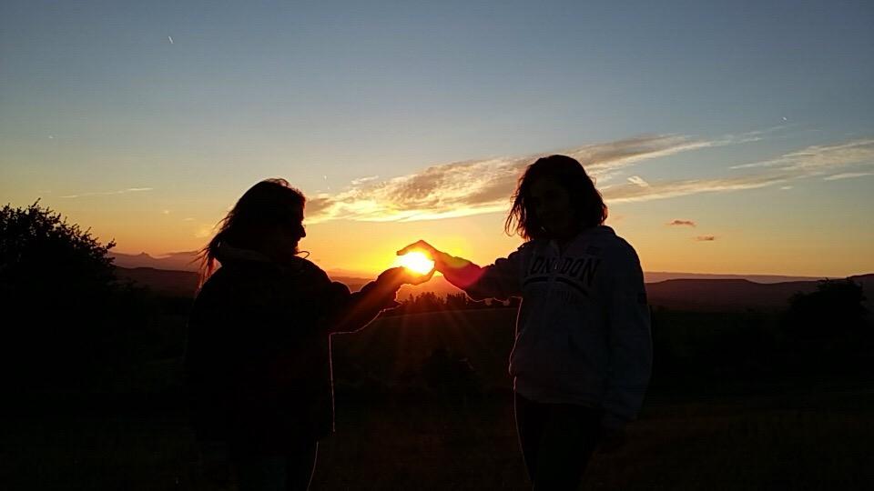 isabelsaeez's tweet photo. Amaneceres en el pueblo... 😍😻 http://t.co/2nJCeD2GMU