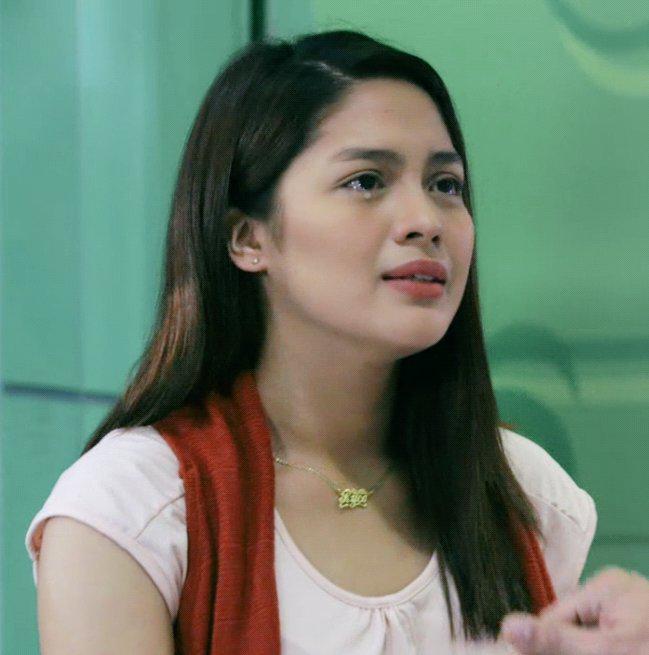 ElizjaneO's tweet photo. Corrine's (@itsJaneOineza) tears upon seeing her Tatay Leandro. Simple yet tagos sa puso scene. No lines needed. 👏👍😢 http://t.co/ZLeyzDgu1Z