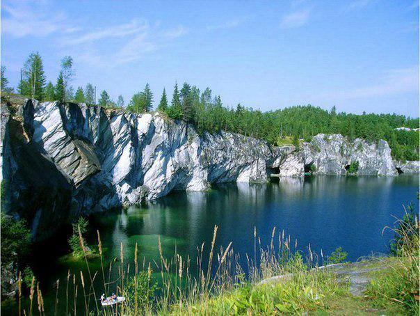 Мраморный каньон Рускеала, Карелия.

#Красоты_России #КрасотыРоссии #Россия