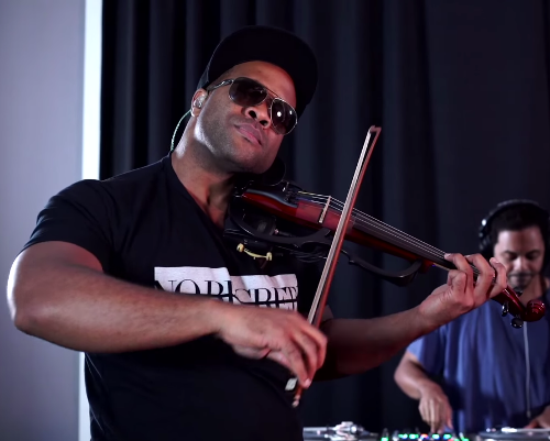 2DopeBoyz's tweet photo. #2DopetoSleepOn duo @BlackViolin gives @kendricklamar’s “Alright” their own twist: http://t.co/l9vKRIczXV http://t.co/SSnWfcs5Pc