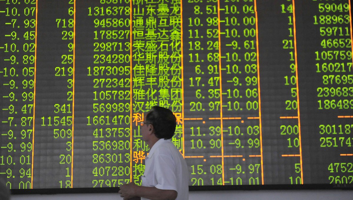 Shoddy Chinese-Made Stock Market Collapses onion.com/1Js6hI2