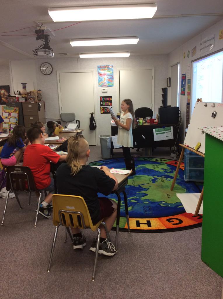 ClawsonClan's tweet photo. Power writing story share with @MrLaffoonsclass http://t.co/kh4GvnAf8M