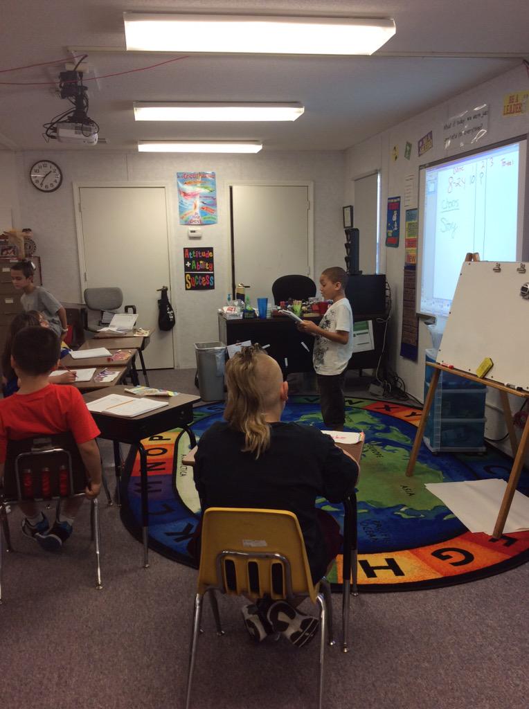 ClawsonClan's tweet photo. Power writing story share with @MrLaffoonsclass http://t.co/kh4GvnAf8M