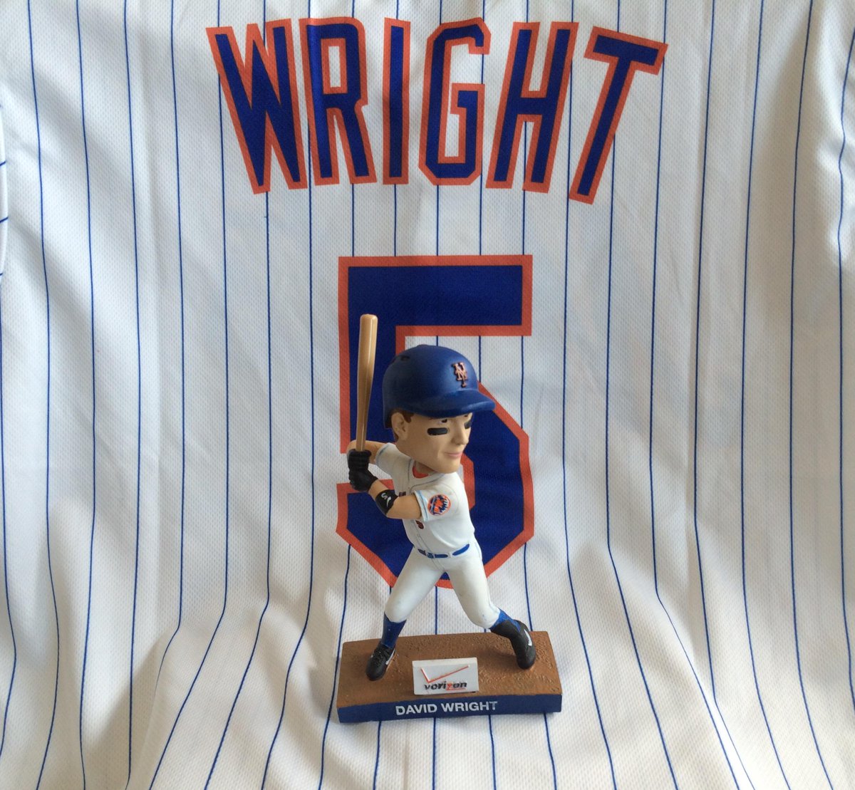Mets's tweet photo. RT to enter to win a #DavidWright bobblehead and replica jersey. Each RT helps raise funds for @MLBRBI. #Whiff http://t.co/QnmCzAbrbB