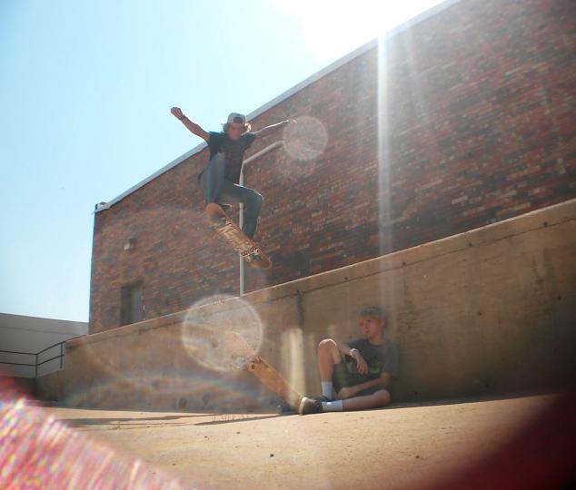 tmanroark's tweet photo. loading dock destruction http://t.co/QkPJOYq17t
