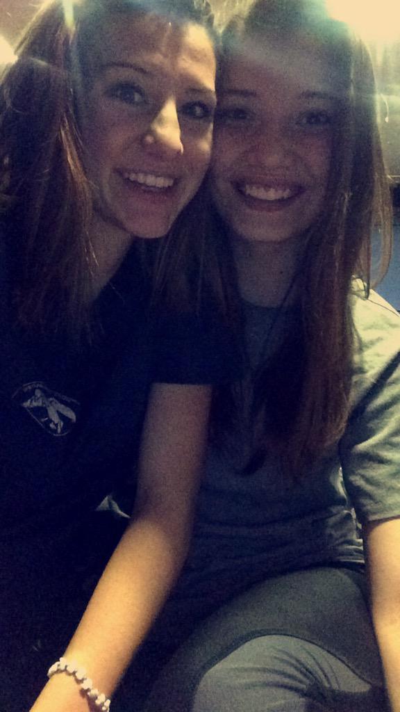 caitlyn_noel4's tweet photo. First day of college was pretty lit🔥👌 #UTT19 http://t.co/Y93WC08Jk0