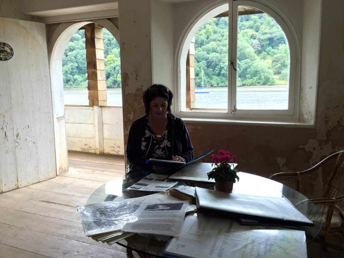 AgathaFestival's tweet photo. Mrs Fitz testing a writer's #sturdytable in the boathouse at Greenway. No 'folly' @N60BRA @sagardenwriter @NTRiviera http://t.co/Co4SnWOXxf