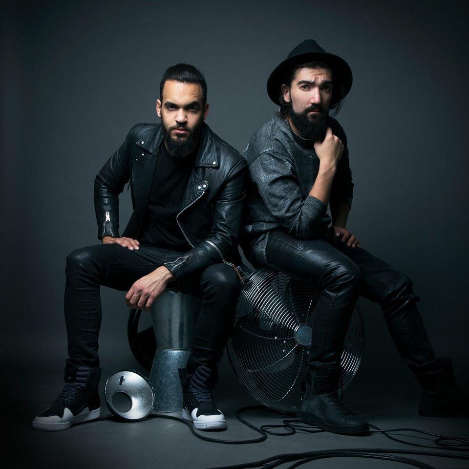 Ecliipsefest's tweet photo. Cette année, @w3arelumberjack sont les premiers artistes du gala ! Ne manquez pas leur DJ set unique ! #electricFall http://t.co/TxRTYJpgE0