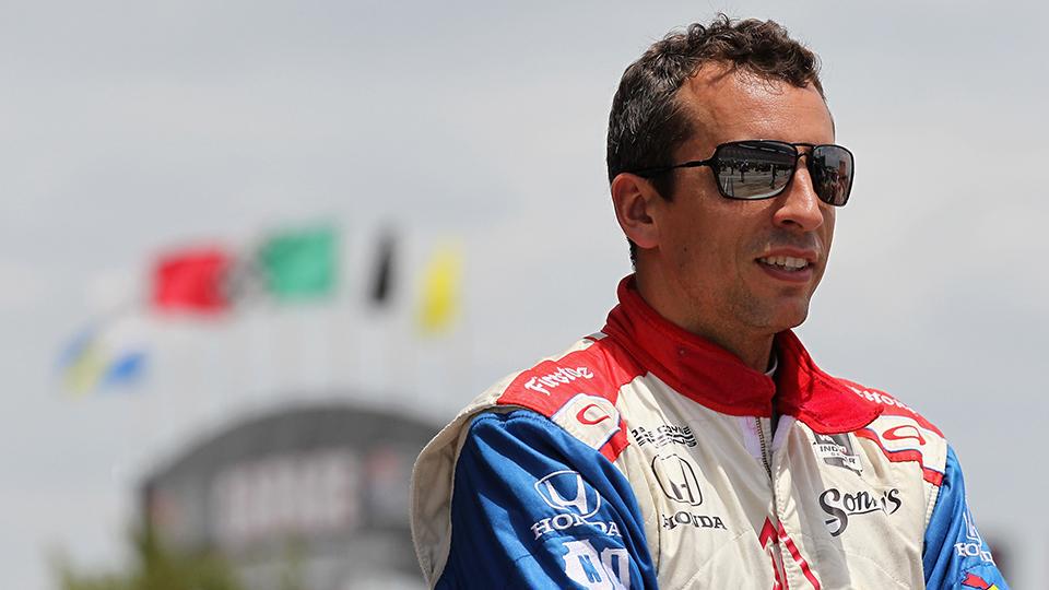 BleacherReport's tweet photo. IndyCar driver Justin Wilson has passed away after suffering an injury in Sunday’s race #RIP http://t.co/dovQ1n5Fc9 http://t.co/fs3MJLLtyQ