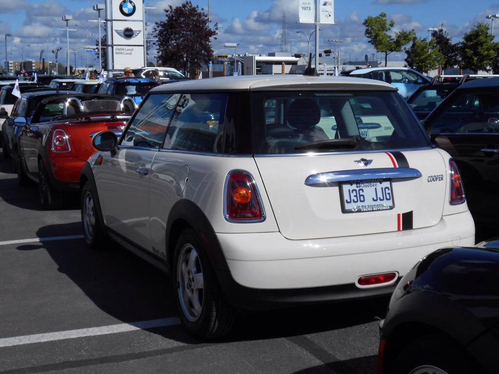 MireilledH's tweet photo. Mimi's Mini and #MINIinvasion http://t.co/JyJGoe8Jxy