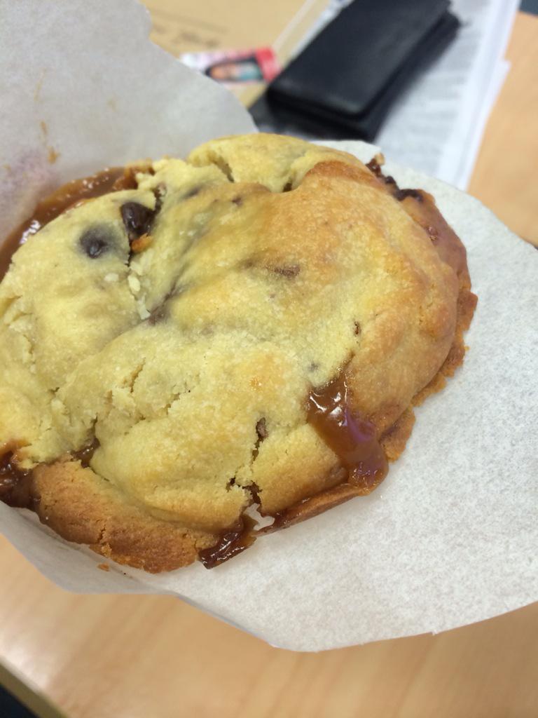 TovaOBrien's tweet photo. @CHUNKnz you are outrageous!! Best breakfast ever thank you xx http://t.co/HakXfmPTkH